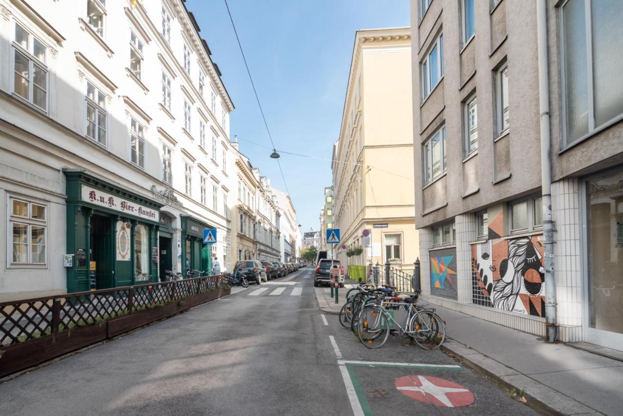 Immersed Into Vienna'S City Life And Yet A Retreat Eksteriør bilde